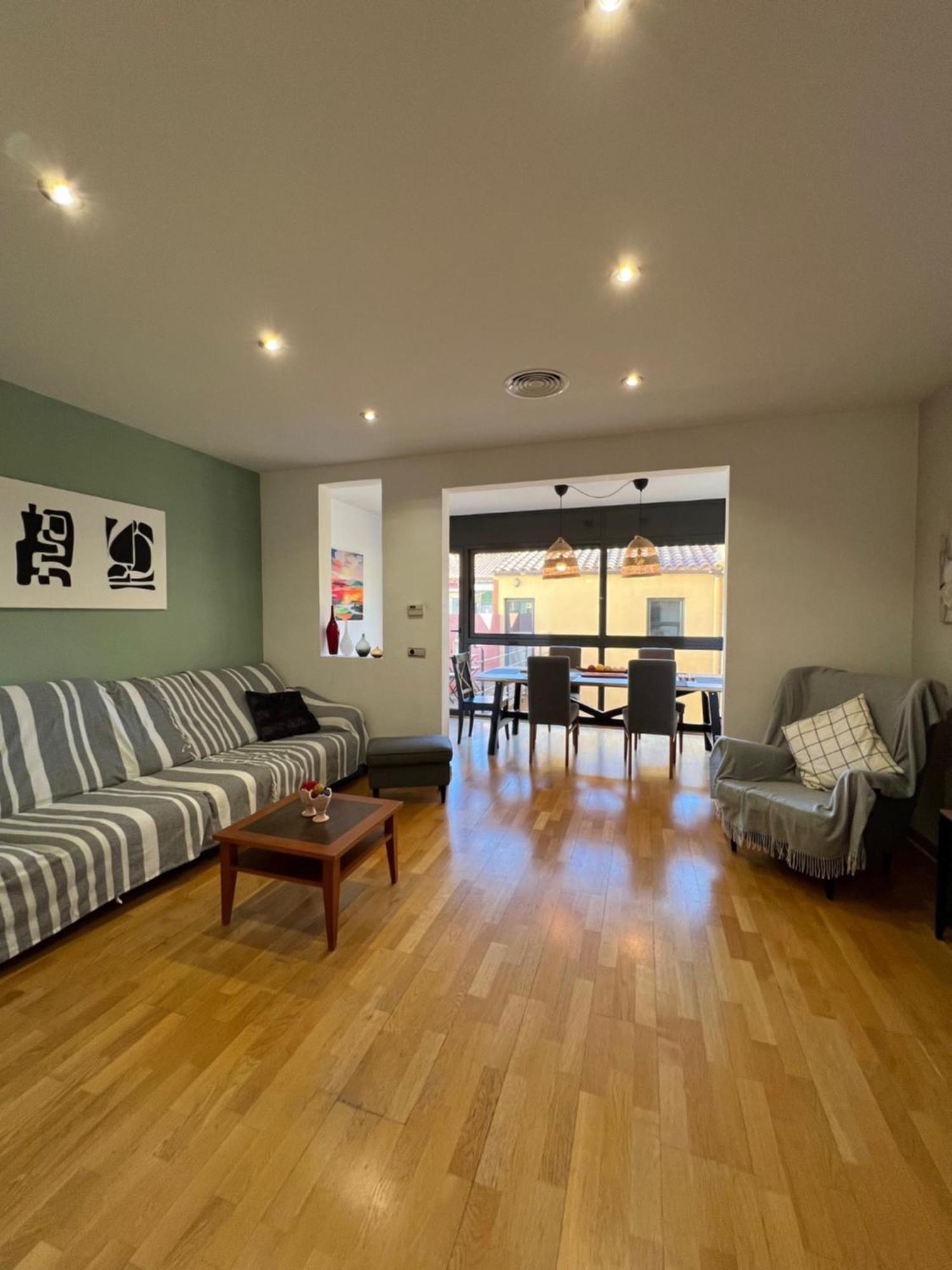 Vila Casa Neus, Casa Cerca De Barcelona Sant Feliu de Llobregat Exteriér fotografie